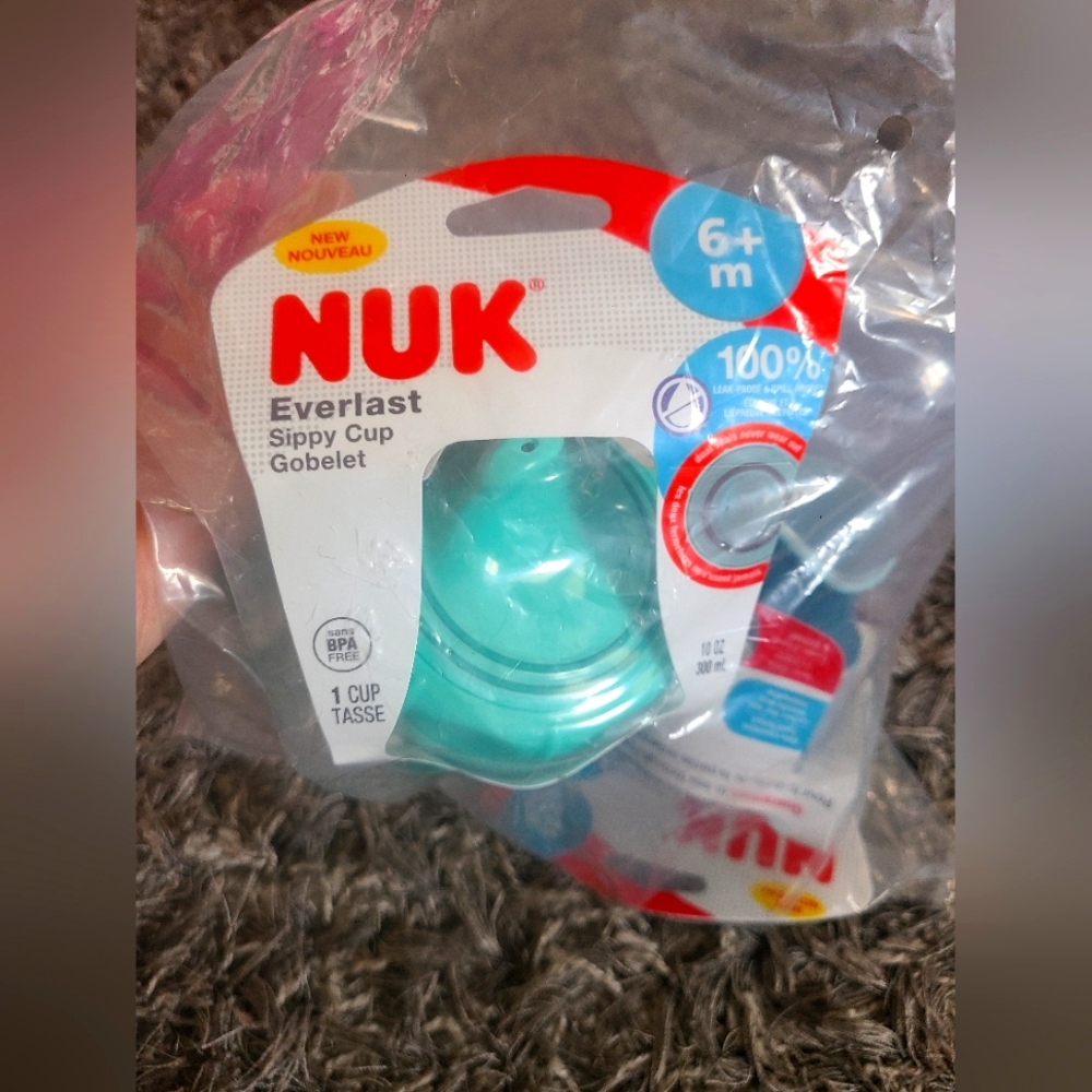 Nuk sippy cup